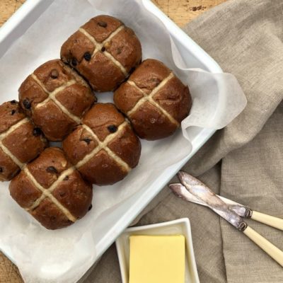 “Ready To Eat” <br>Hot Cross Buns<br> 6 Grands