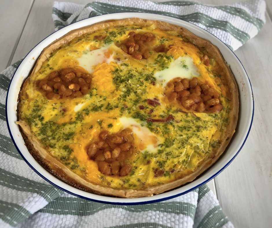 old fashioned cooked breakfast tart
