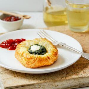 spinach and feta danishes Paneton